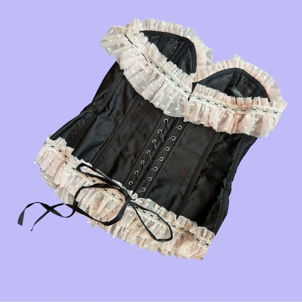Victoria's Secret Black Corset with Cream Ruffle Y2K size S